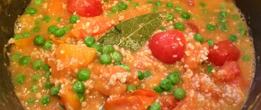 Papaya + Pork + Tomatoes + Peas (9m+)