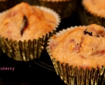 Baby’s Strawberry & Cranberry Oatmeal Muffins (12m+)